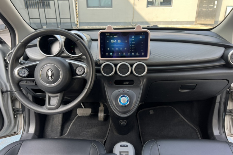 欧拉黑猫 2021款 301km 萌宠版中控内饰7012