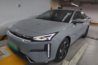 吉利银河 银河L6 2024款 125km PLUS 龙腾版