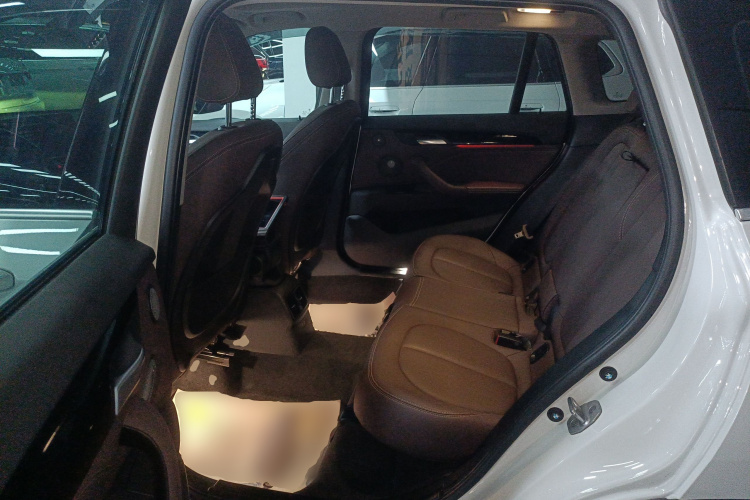 宝马X1 2021款 sDrive25Li 领先型中控内饰7004