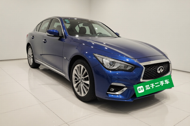 英菲尼迪Q50L 2018款 2.0T 逸享版 国V车身外观3