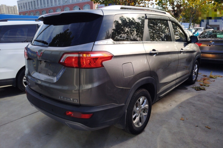 五菱汽车 五菱宏光S3 2018款 1.5T 手动豪华型 国V车身外观6005