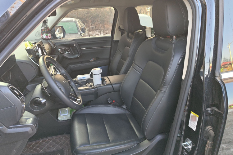 哈弗大狗 PLUS 2023款 2.0T 四驱潮野Plus中控内饰19