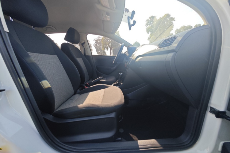 大众 Polo 2016款 1.4L 自动风尚型局部细节41