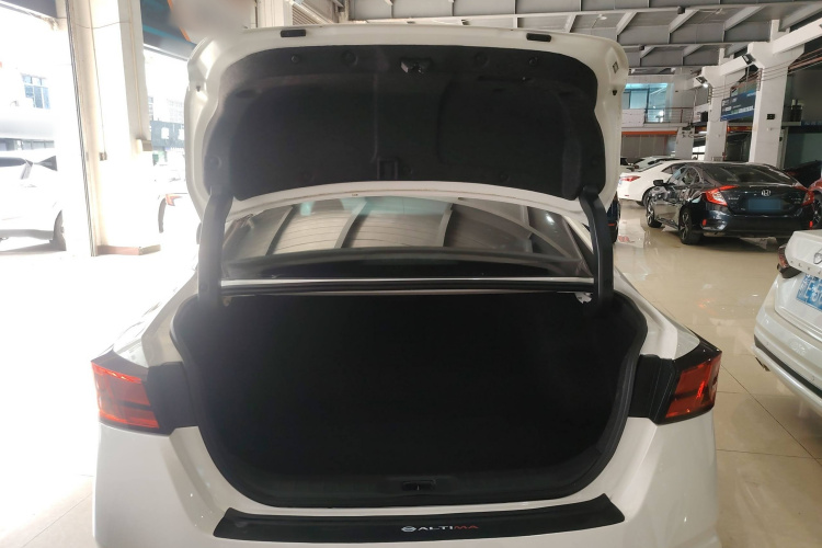 日产 天籁 2021款 2.0L XL 舒适版局部细节23