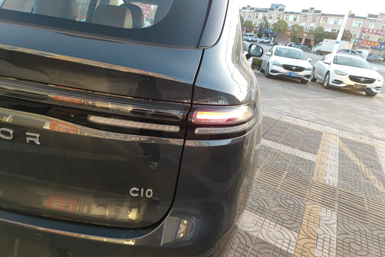 零跑汽车 零跑C10 2024款 410舒享版车身外观9