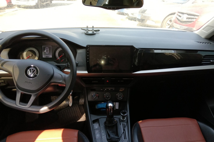 大众 朗逸 2018款 1.5L 自动风尚版 国V中控内饰12