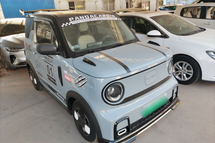 吉利银河 2025款 210km 熊猫卡丁车身外观3