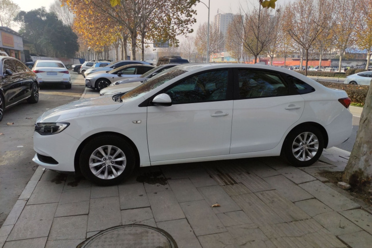 别克 英朗 2018款 15T 手动进取型 国V车身外观4