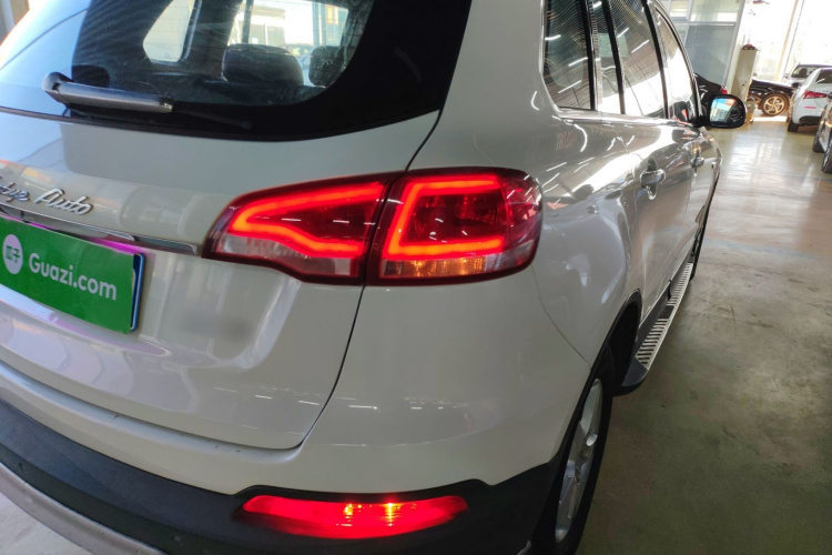 众泰 大迈X5 2015款 1.5T CVT地主型 国IV车身外观6006