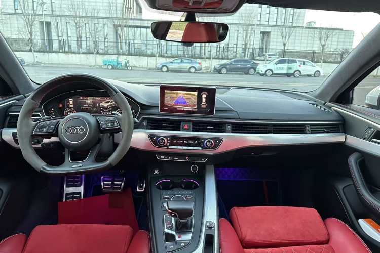 奥迪A4L 2017款 40 TFSI 时尚型中控内饰7002