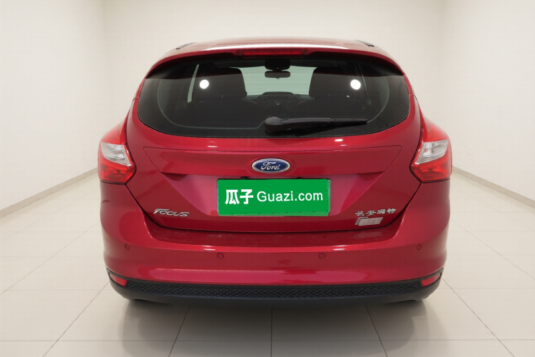 福特 福克斯 2012款 两厢 1.6L 手动舒适型车身外观6