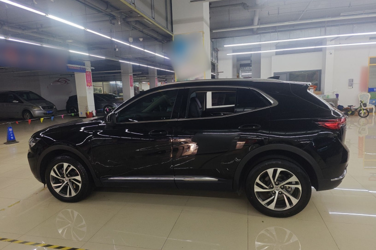 别克 2022款 改款 昂科威S 552T 两驱精英型车身外观4