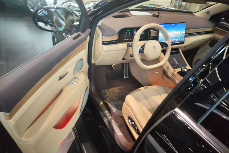 鸿蒙智行 问界M7 2024款 1.5T 智驾后驱Ultra版 5座中控内饰20