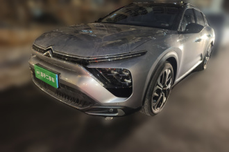 雪铁龙 凡尔赛C5 X 2022款 1.6T 领不凡 虎年开门红版