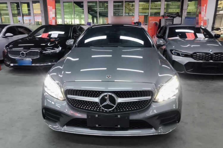 奔驰C级(进口) 2020款 C 260 轿跑车车身外观2