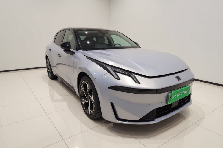 领克07 2024款 EM-P 126长续航 Halo车身外观3