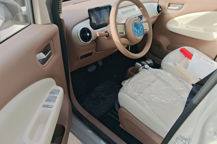 五菱汽车 宏光MINIEV 2025款 四门版 进阶款中控内饰20