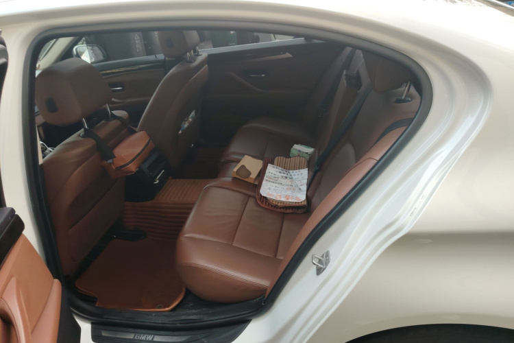 宝马5系 2014款 525Li 领先型中控内饰7004