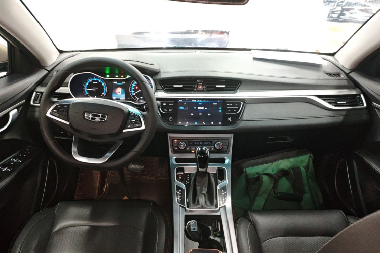 吉利汽车 帝豪 2019款 领军版 1.5L CVT豪华型 国VI中控内饰12