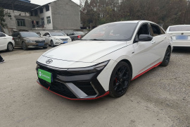 现代 伊兰特 2023款 240TGDi DCT N Line LUX尊贵版