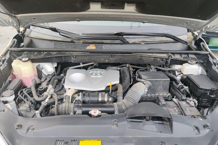 丰田 汉兰达 2017款 2.0T 两驱精英版 5座局部细节24