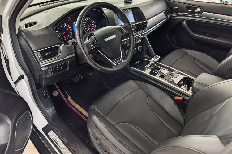 哈弗H6 2018款 红标 运动版 1.5T 自动两驱精英型中控内饰7002