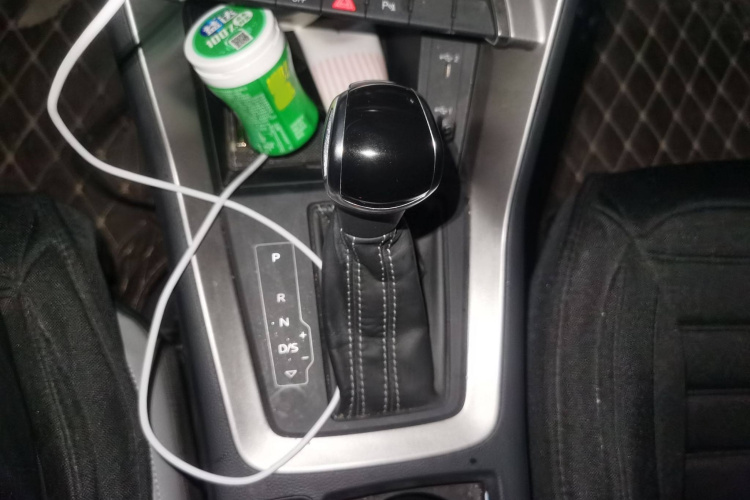 奥迪Q3 2019款 35 TFSI 进取动感型局部细节18