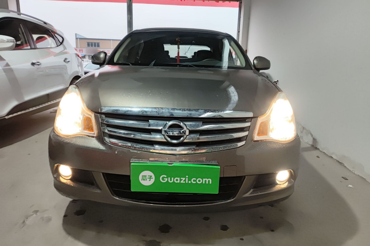 日产 轩逸 2019款 经典 1.6XE+ CVT智联领先版车身外观2