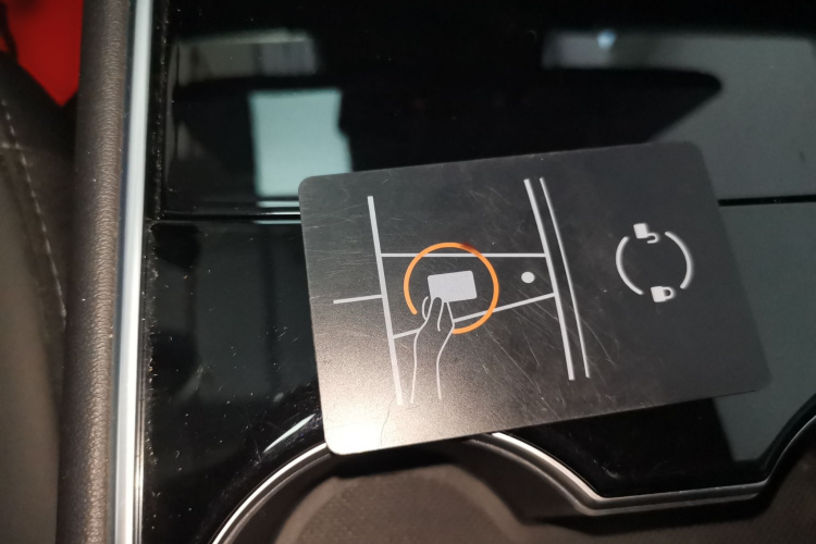 特斯拉 Model 3 2020款 改款 标准续航后驱升级版中控内饰7001