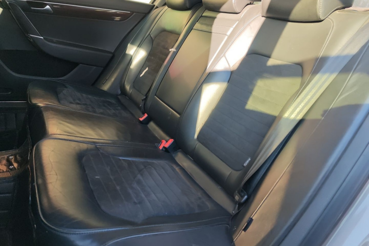 大众 迈腾 2015款 2.0TSI 尊贵型中控内饰21