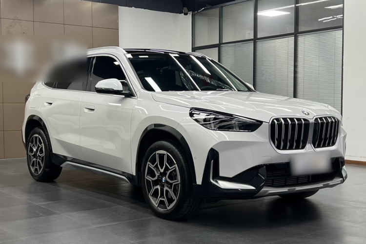 宝马X1 2024款 sDrive25Li X设计套装车身外观6002