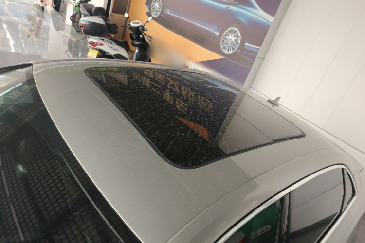 奥迪A4L 2018款 30周年年型 40 TFSI 时尚型局部细节57