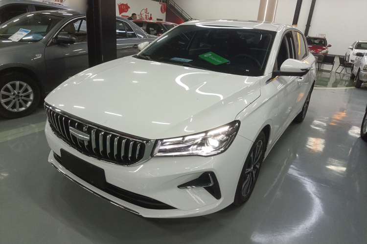 吉利汽车 帝豪 2026款 第4代 400万纪念款 1.5L CVT飞越型车身外观1