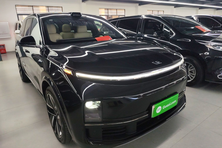 理想汽车 理想L9 2022款 Max车身外观3