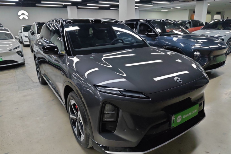 蔚来ES6 2025款 75kWh车身外观3