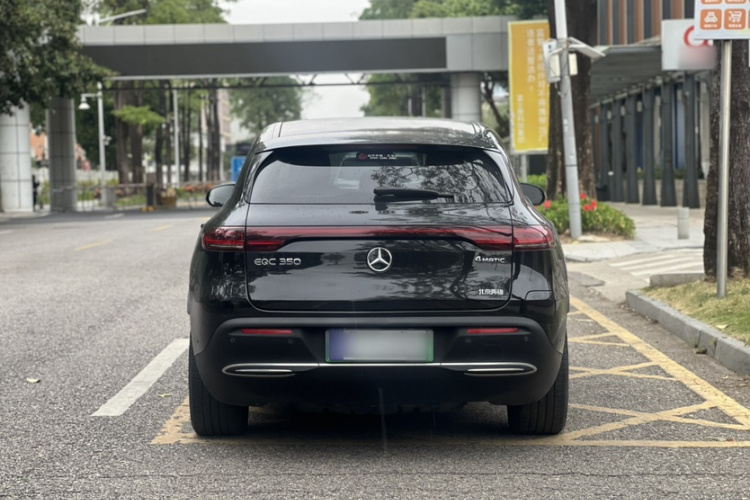 奔驰EQC 2022款 EQC 350 4MATIC车身外观6010