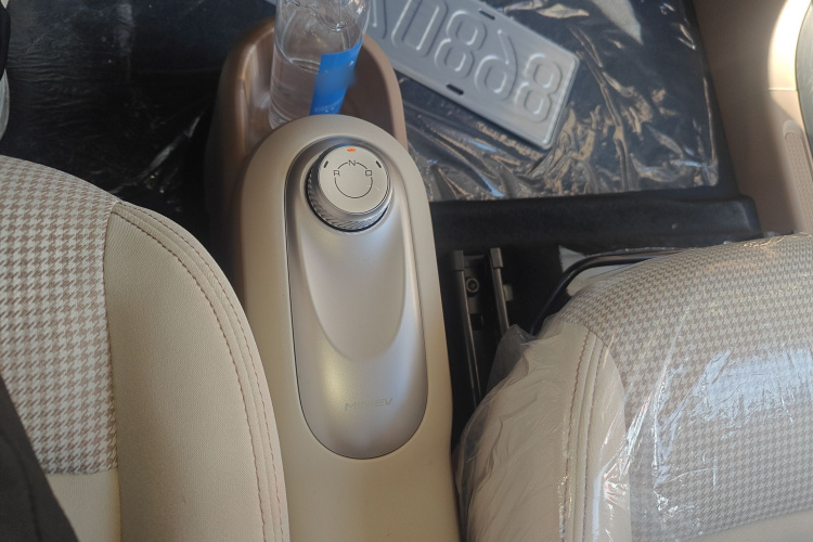 五菱汽车 宏光MINIEV 2025款 四门版 进阶款局部细节18