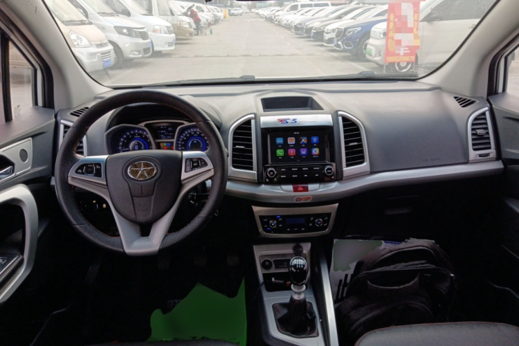 江汽集团 瑞风S3 2016款 1.5L 手动豪华智能型中控内饰12