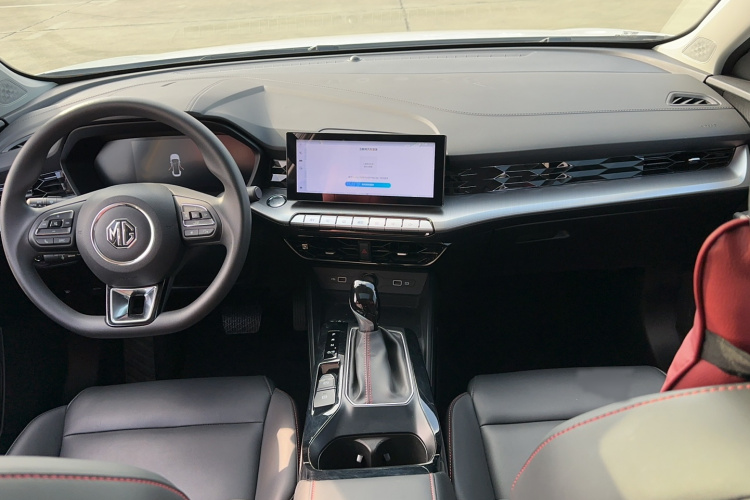 名爵 MG5 2023款 180DVVT CVT豪华版中控内饰7005