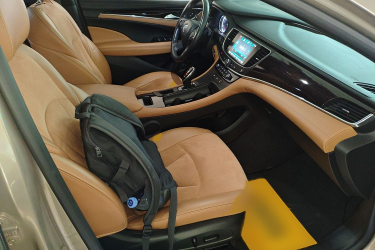 别克 君越 2016款 20T 精英型局部细节41