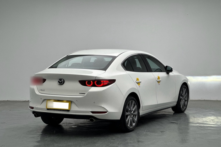 马自达3 昂克赛拉 2023款 2.0L 自动质臻版车身外观6005