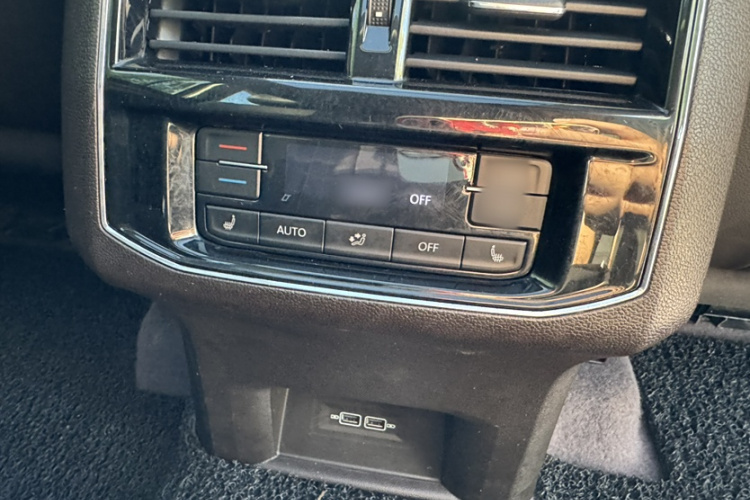 大众 途昂 2020款 380TSI 四驱豪华版 国VI中控内饰7011