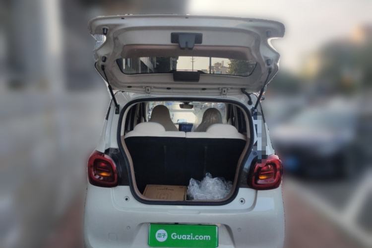 五菱汽车 宏光MINIEV 2025款 四门版 臻享+款中控内饰23