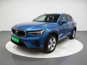 沃尔沃XC40 2023款 B3 智行时尚版