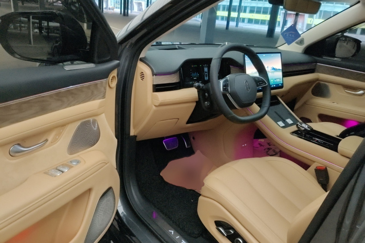 鸿蒙智行 问界M7 2022款 1.5T 四驱豪华版中控内饰7003