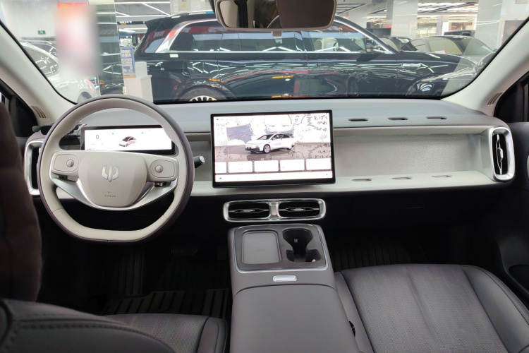 零跑汽车 零跑B01 2025款 550悦享版中控内饰7002