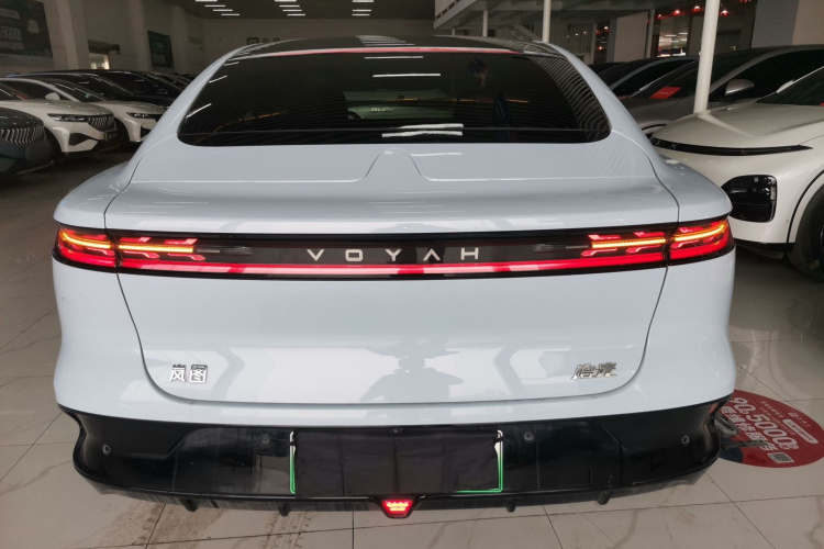 岚图汽车 岚图追光 2023款 四驱长续航版车身外观6