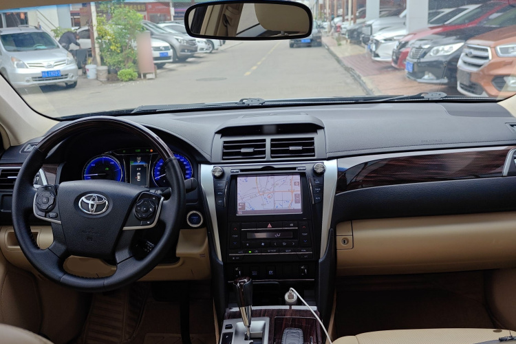 丰田 凯美瑞 2015款 双擎 2.5HG 豪华导航版中控内饰7002