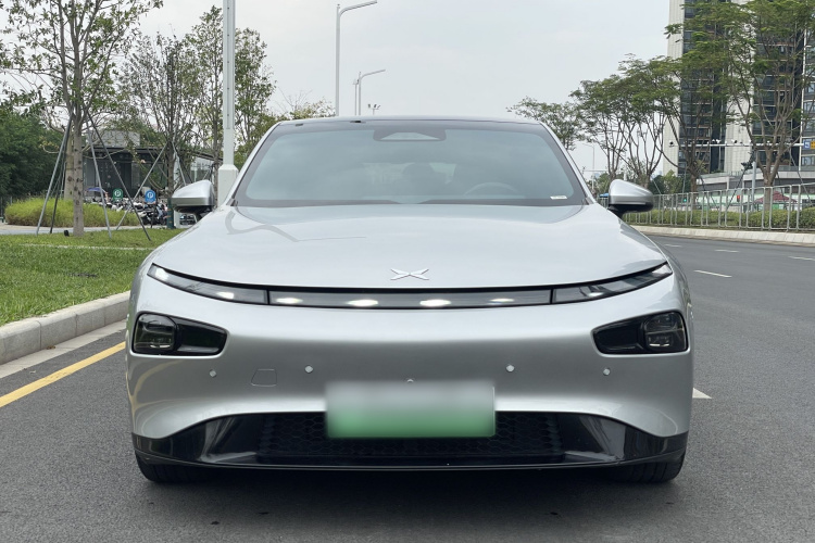 小鹏P7 2023款 P7i 702 Pro车身外观6001