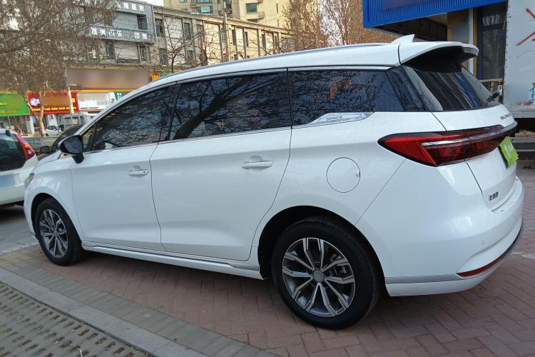 比亚迪 宋MAX 2021款 升级版 1.5T 自动豪华型 7座车身外观6003